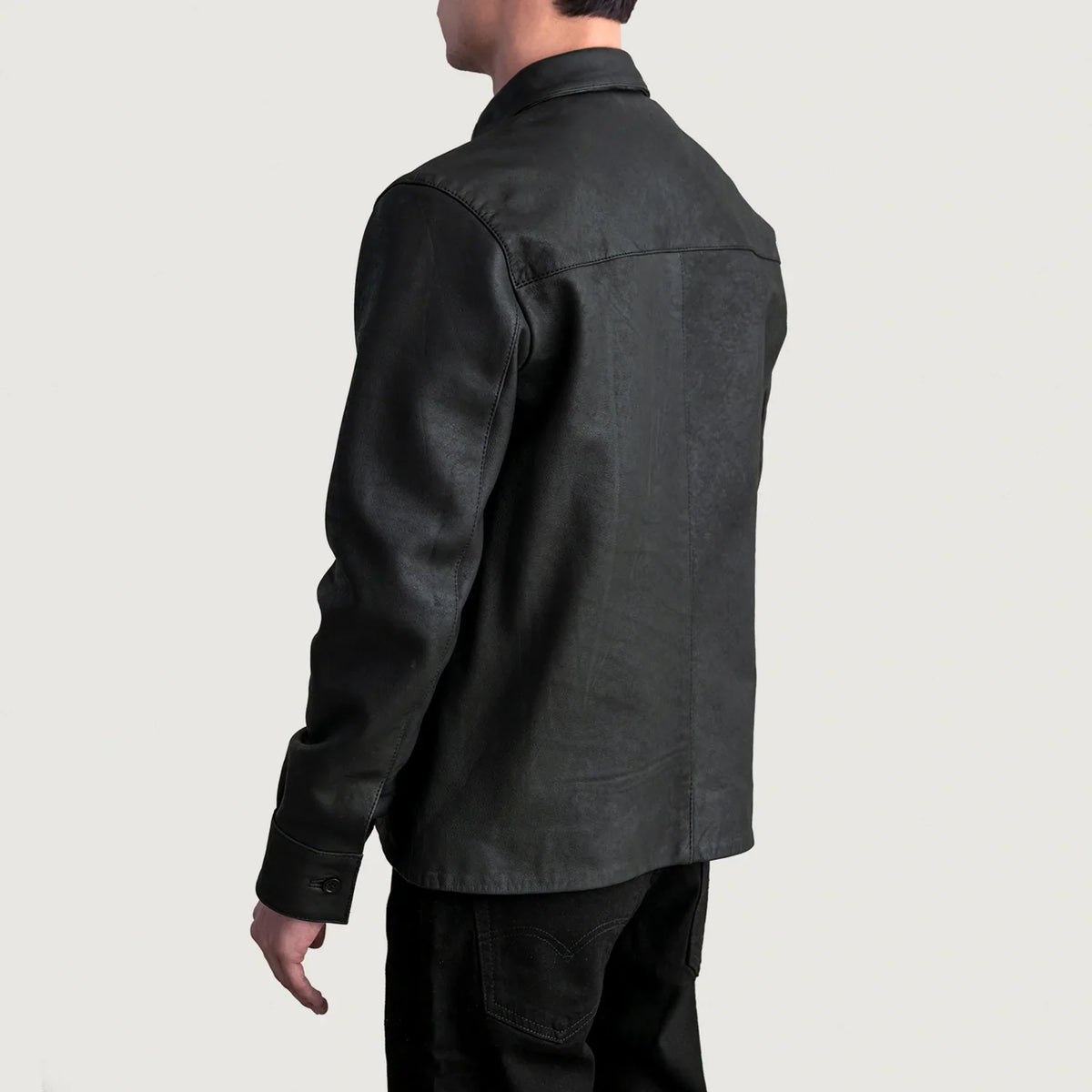 
Εσωτερική επένδυση Showing Viscose Lining & Δύο λειτουργικές εσωτερικές τσέπες