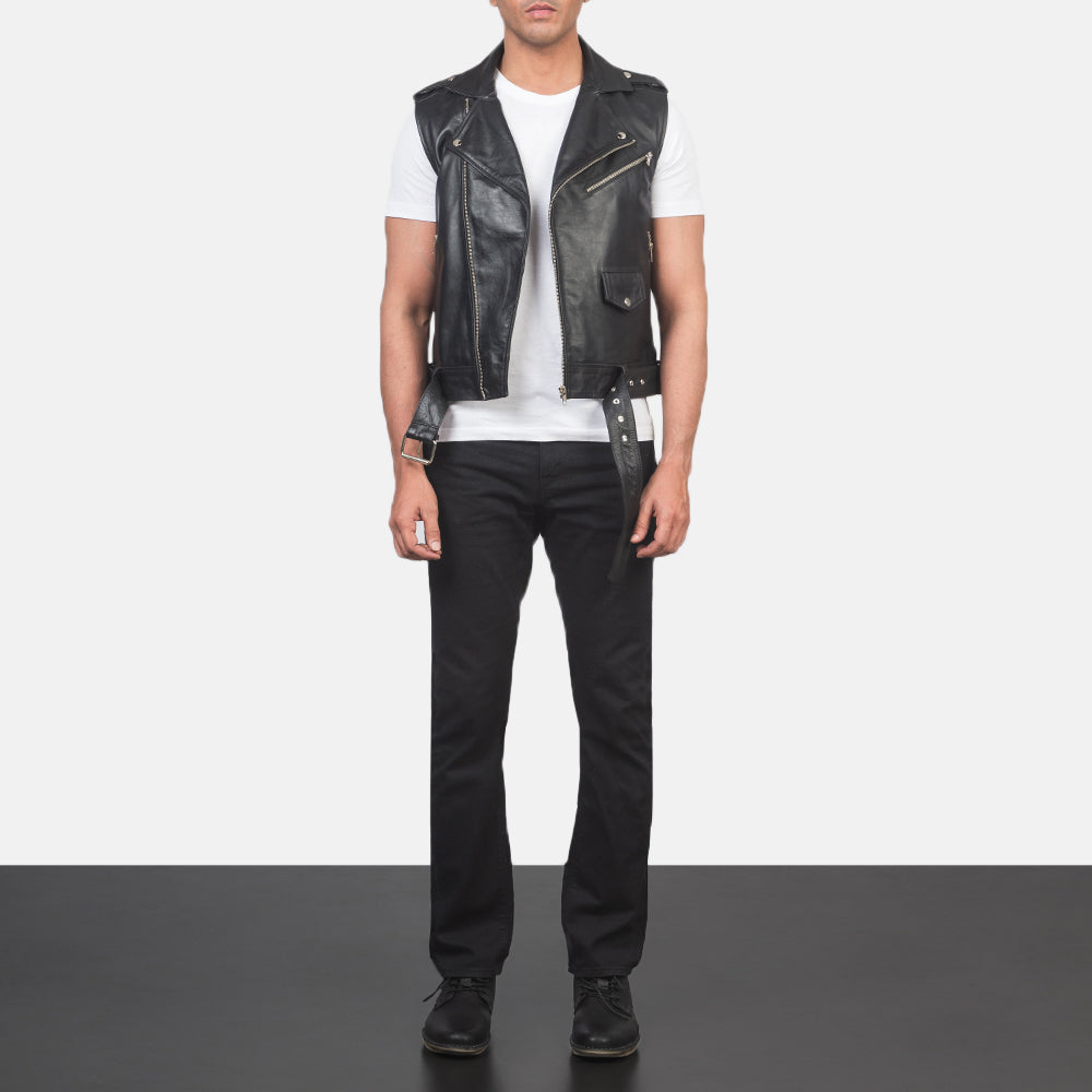 
Sullivan Μαύρο Leather Biker Vest Ανδρικό - Πλαϊνή όψη που αναδεικνύει το κόψιμο των μανικιών
