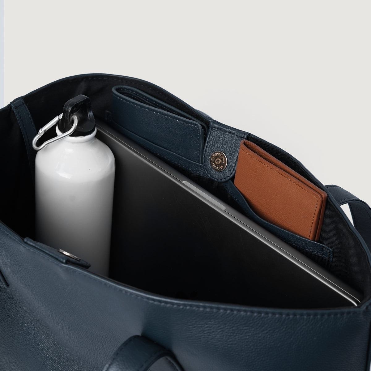 
The Bianca Δερμάτινη τσάντα tote – alternate product view 5