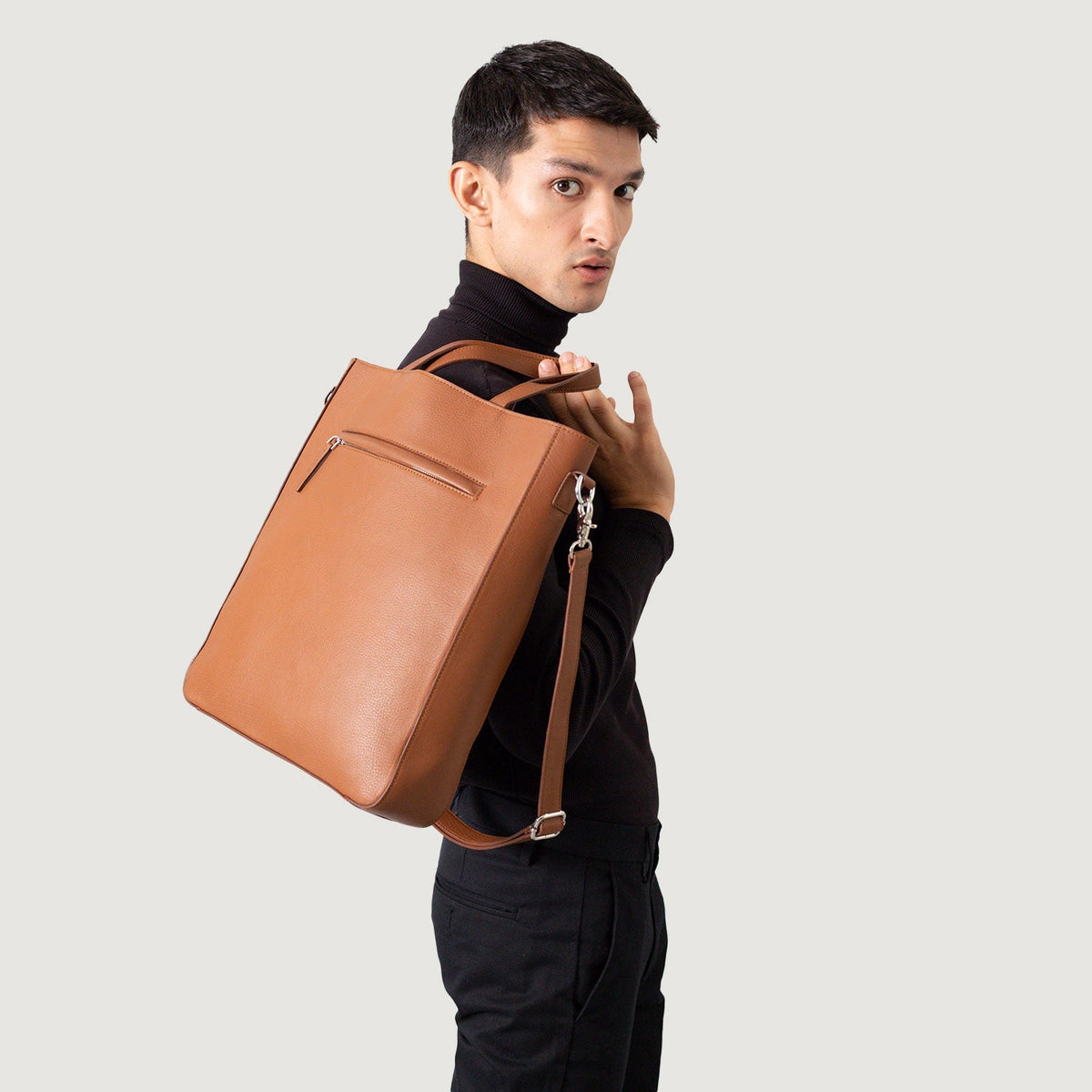 
The Poet Δερμάτινη τσάντα tote – alternate product view 5