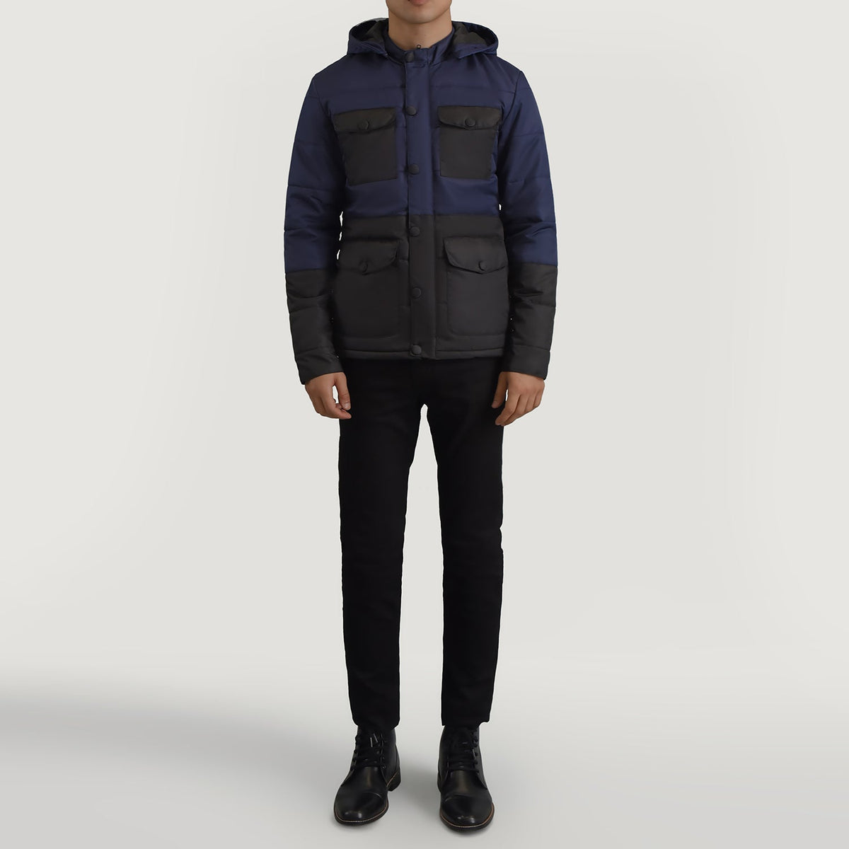 
Wayne Μαύρο & Μπλε Hooded Puffer Δερμάτινο Μπουφάν Ανδρικό - Πλαϊνή όψη που αναδεικνύει το κόψιμο των μανικιών