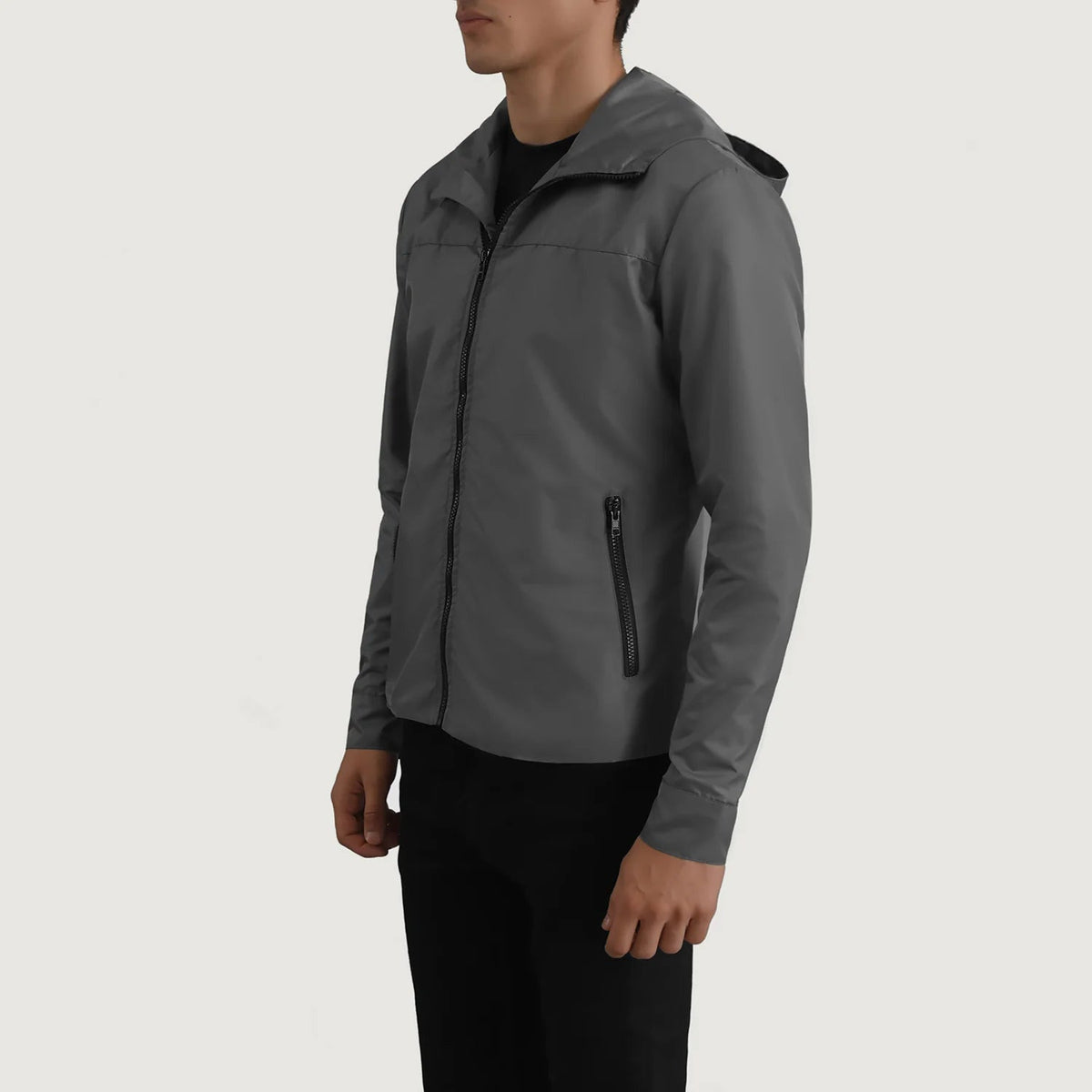 
Grey Full-Grain Leather Hooded Jacket - Πίσω όψη με εφαρμογή στους ώμους & καθαρό στρίφωμα