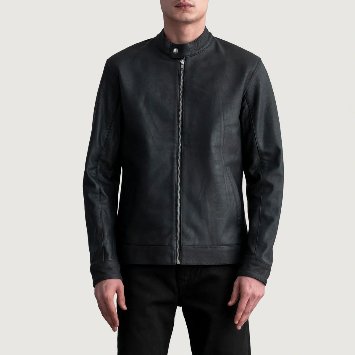 
Zen Tumbled Μαύρο Δερμάτινο Μπουφάν Biker Ανδρικό in Tumbled Black Sheepskin Leather - Μπροστινή όψη & εφαρμοστή σιλουέτα | Αγορά online