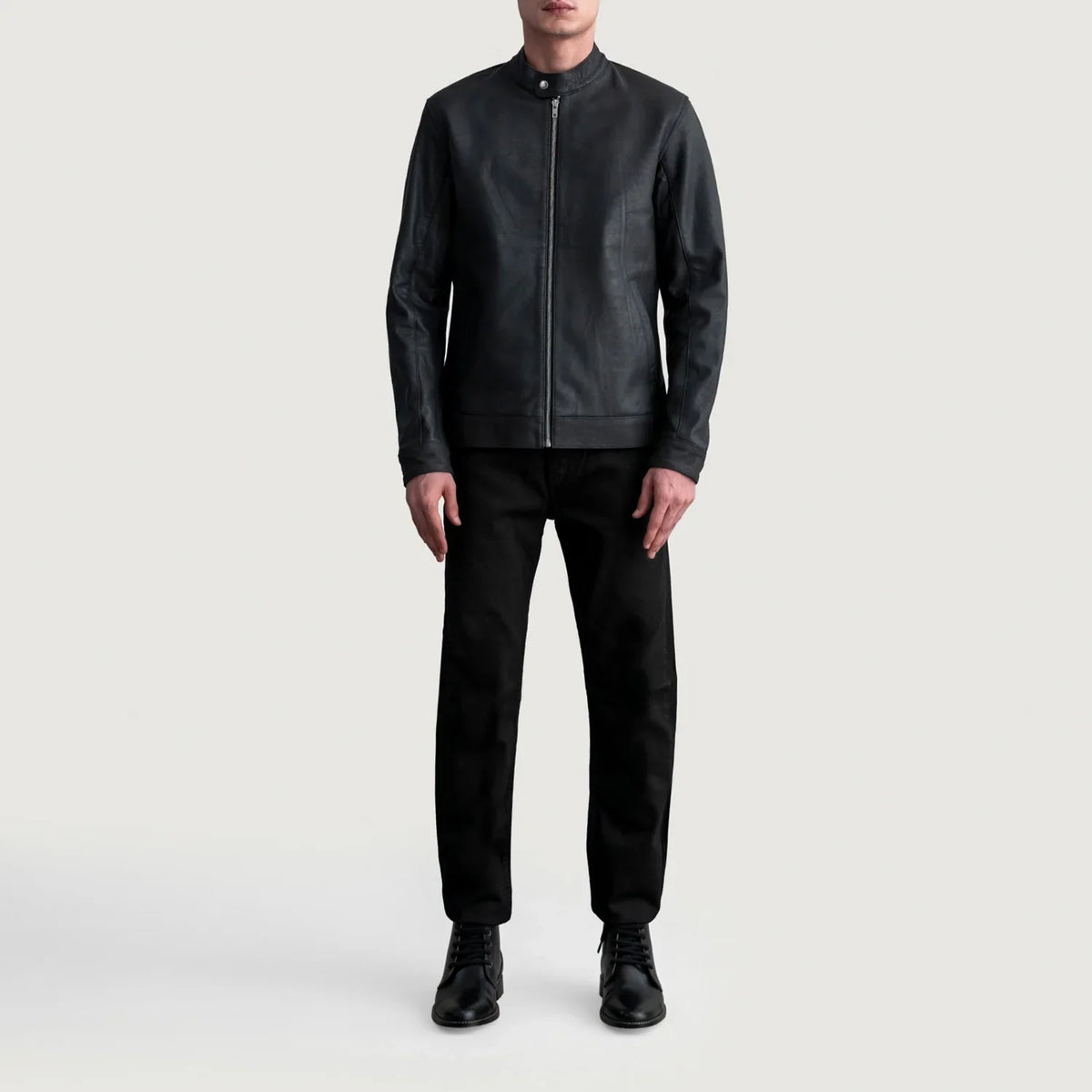 
Κοντινό πλάνο λεπτομέρειας of Snap Button & Zipper Hardware on Zen Tumbled Μαύρο Δερμάτινο Μπουφάν Biker Ανδρικό